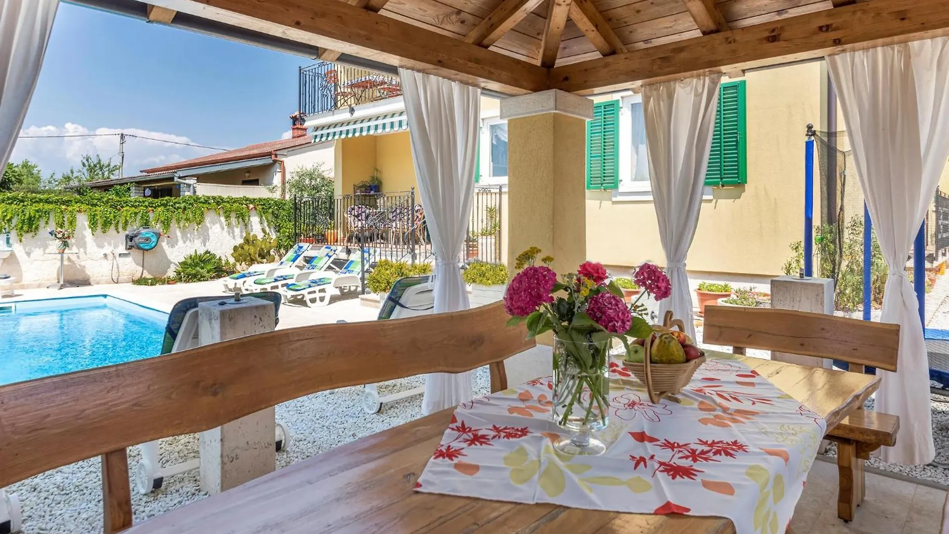 Nice Apartment In Fondole With Wifi